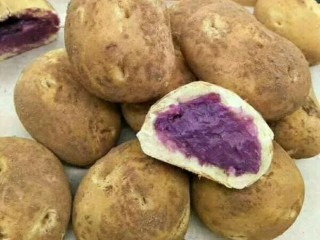 紫薯豆包