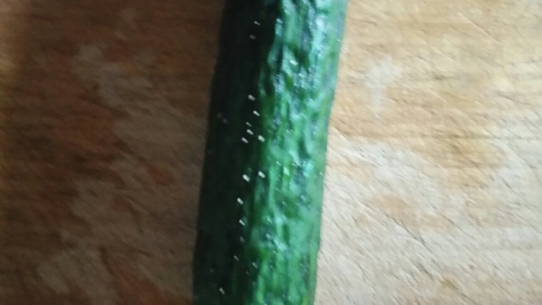 什锦菜年糕,<a style='color:red;display:inline-block;' href='/shicai/ 54'>黄瓜</a>洗干净