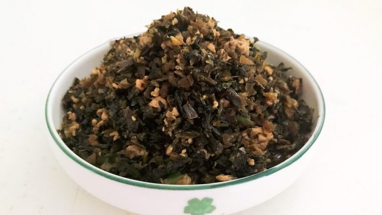 芽菜肉末粥,芽菜肉末出锅了,鲜香脆爽