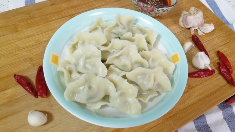 西芹大肉馅饺子,味道好极了。