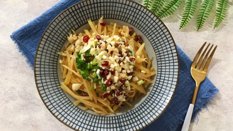 厨房小白也能一学就会-炝拌酸辣土豆丝