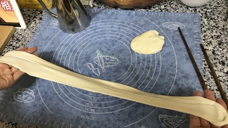 油泼面,厚薄合适就可以