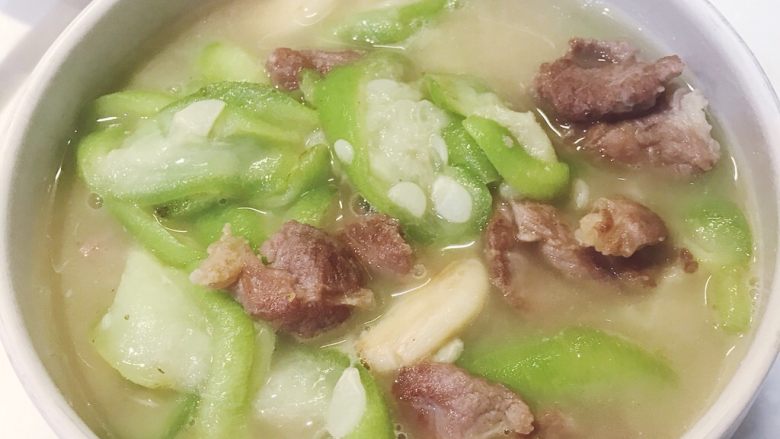 丝瓜炒瘦肉