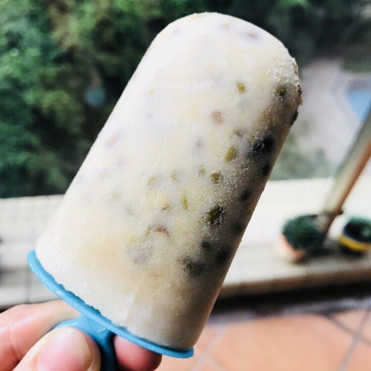 绿豆牛奶冰棒