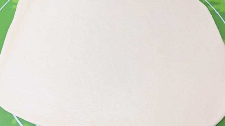 培根香葱面包卷,面团擀成正方形,最好是金盘28*28。