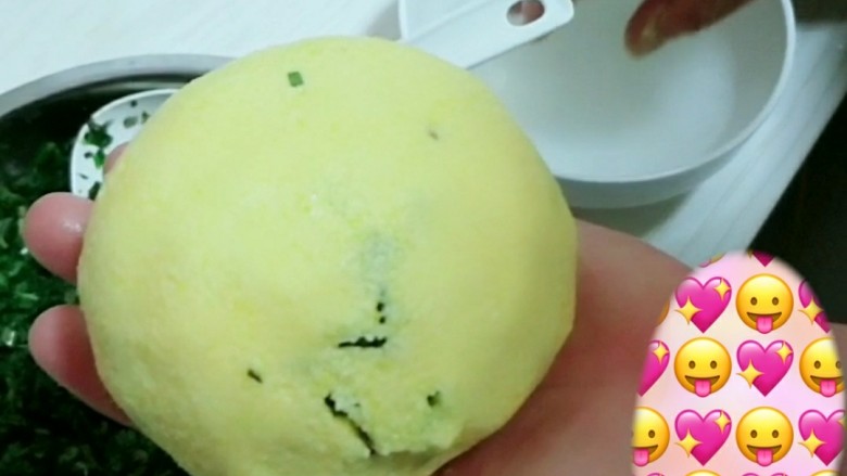 馅饼子,拍一下,拍平一下!