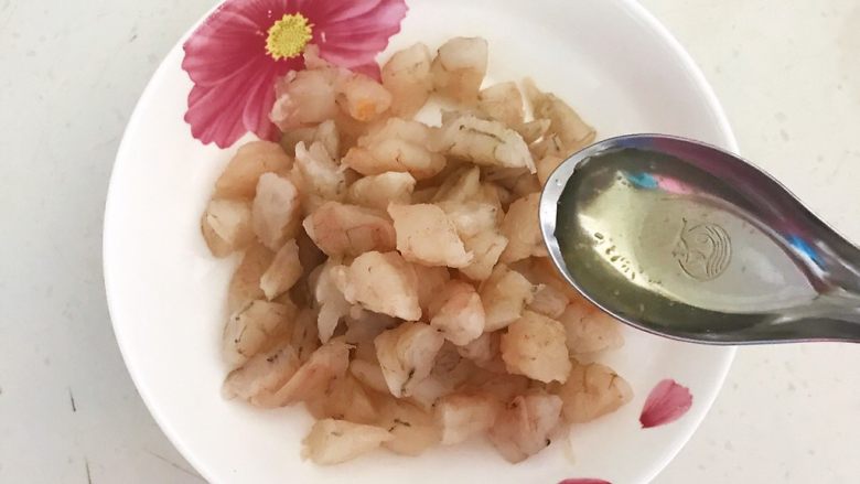 花样炒饭 什锦虾仁豆豉炒饭,加入1勺<a style='color:red;display:inline-block;' href='/shicai/ 919'>柠檬汁</a>