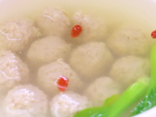 生汆丸子汤