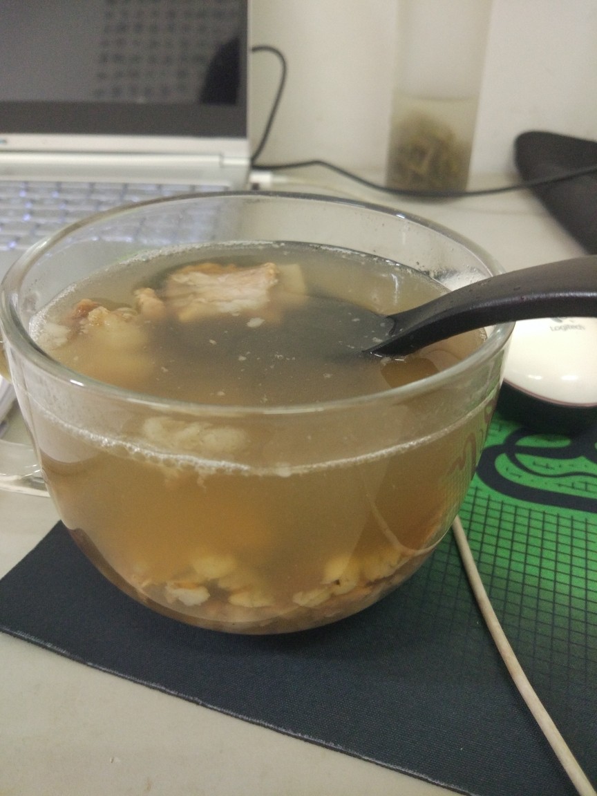鸡骨草排骨汤