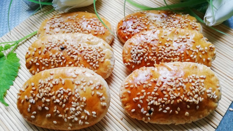 芝麻椒盐牛舌饼,咬上一口,香酥脆,唇齿留香啊