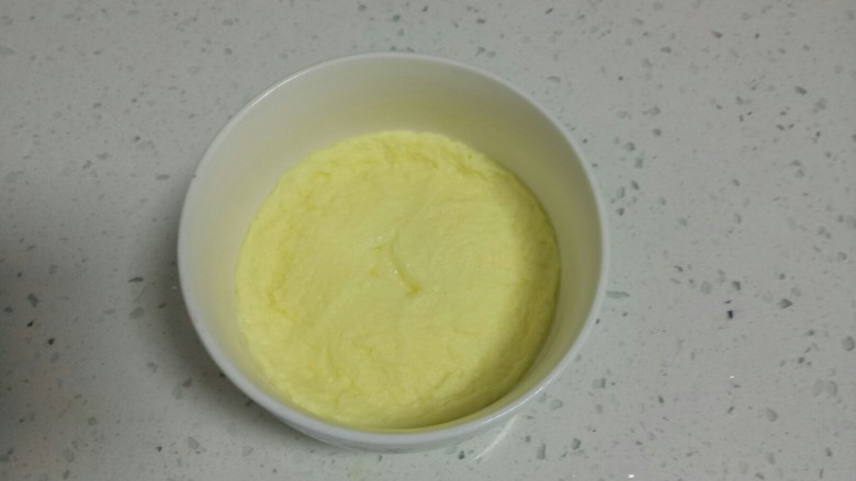 蒸牛奶鸡蛋羹,取出
