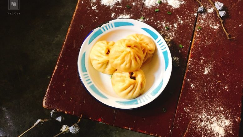 香葱鲜肉小包子 食肉大兽的大满足,诱惑到你了吗?!快学起来吧!