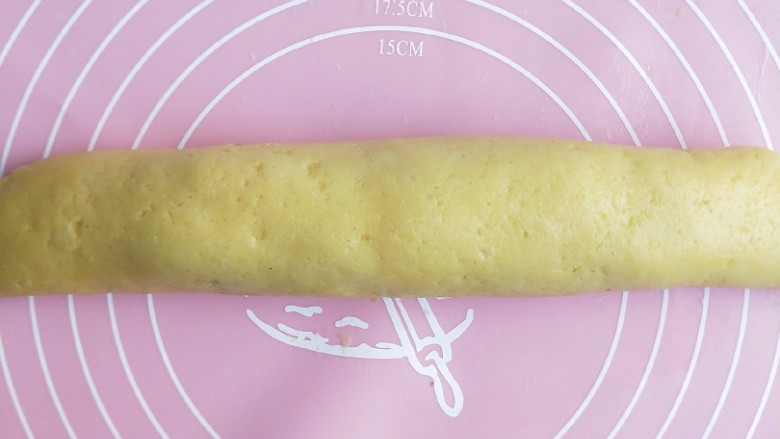 烘焙零失败,✨手把手教你做口感香酥一口酥
,然后卷好整形。