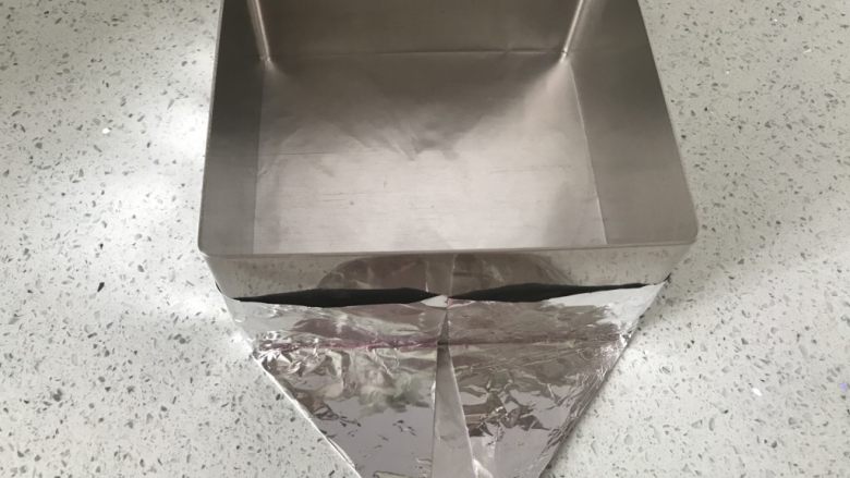 水果冻,之后按照图中示范,上下也折叠好。