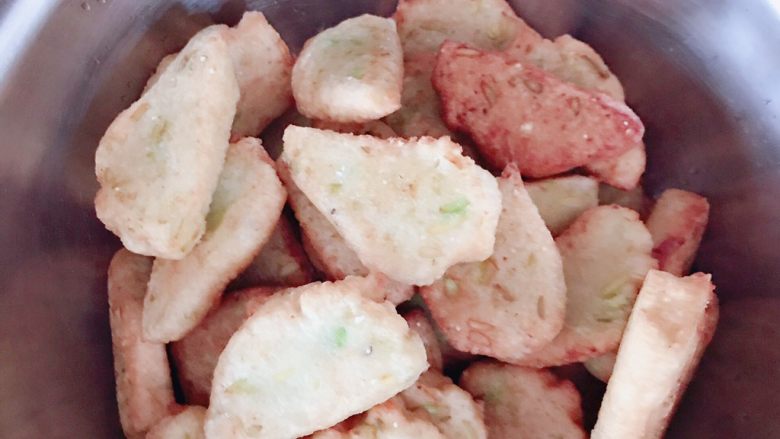 蚕豆玉米糕,出锅。