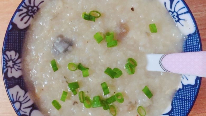 没有肉还是想吃皮蛋粥