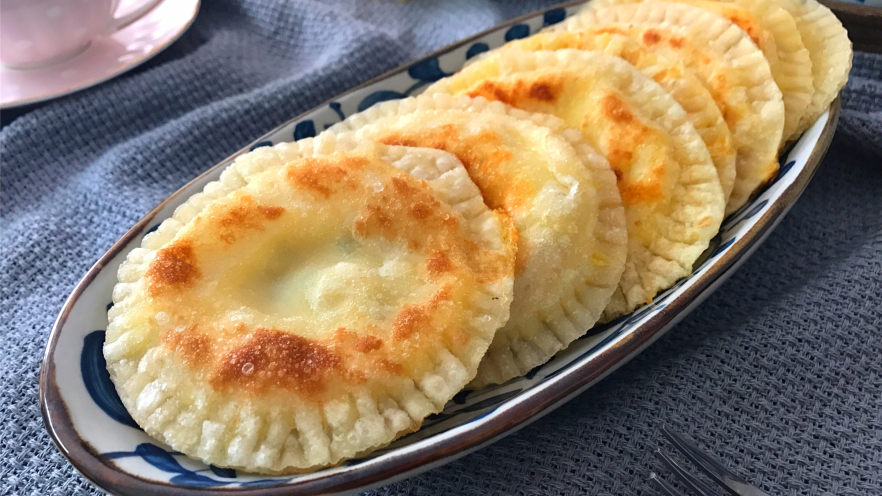 饺子皮版鸡蛋灌饼