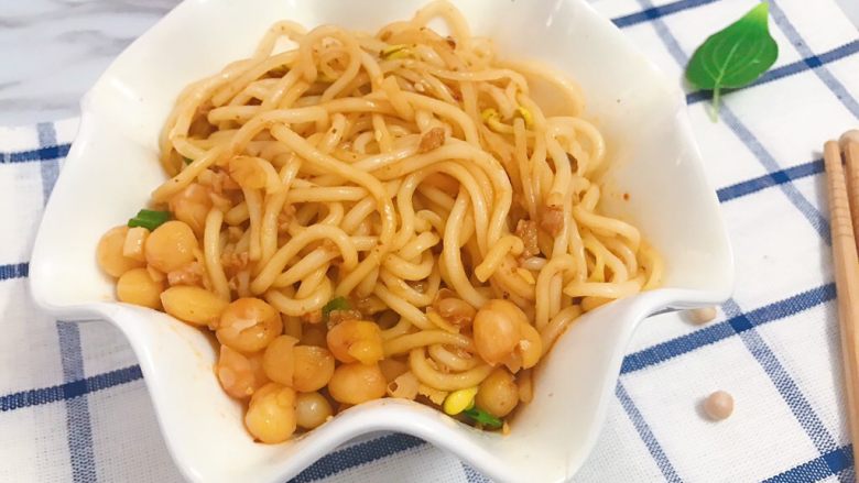 重庆小面之最爱豌杂面,开吃吧,多多的杂酱多多的豌豆