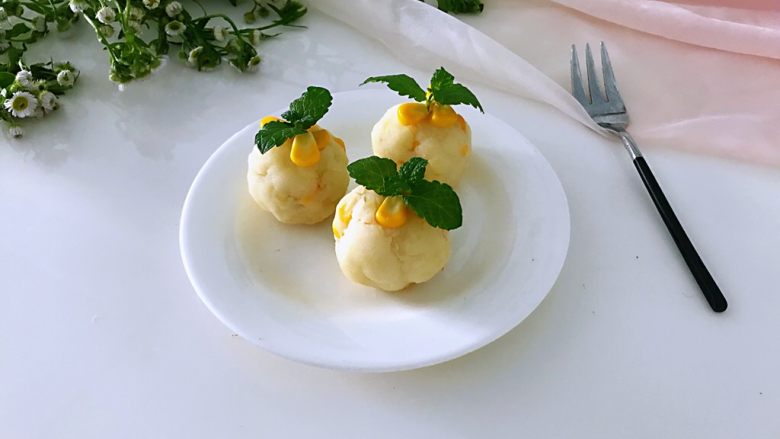 玉米粒土豆泥，惊艳味蕾的做法,更清楚的做法过几天直播。