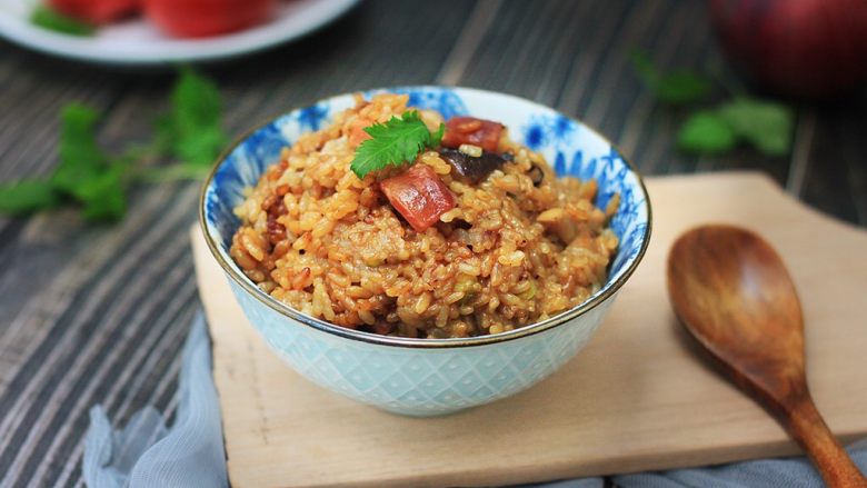 电饭锅煲仔饭,美味就完成啦