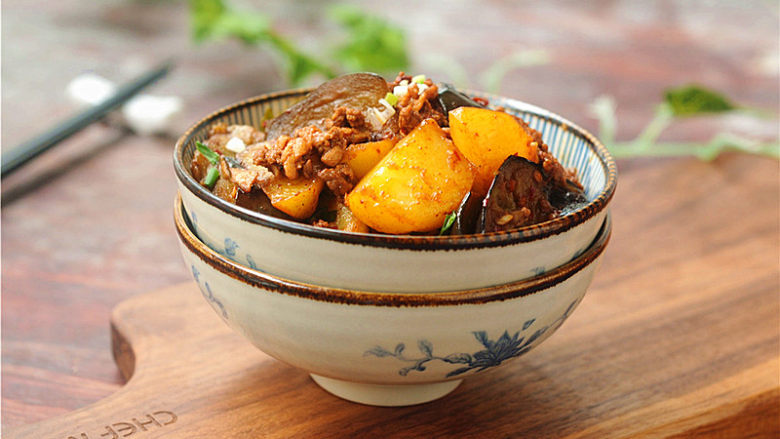 土豆炒茄子