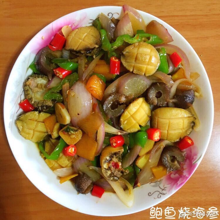 野生淡干海参泡发全过程,这是我的创意菜,鲍鱼烧海参,很美味哦😋😋