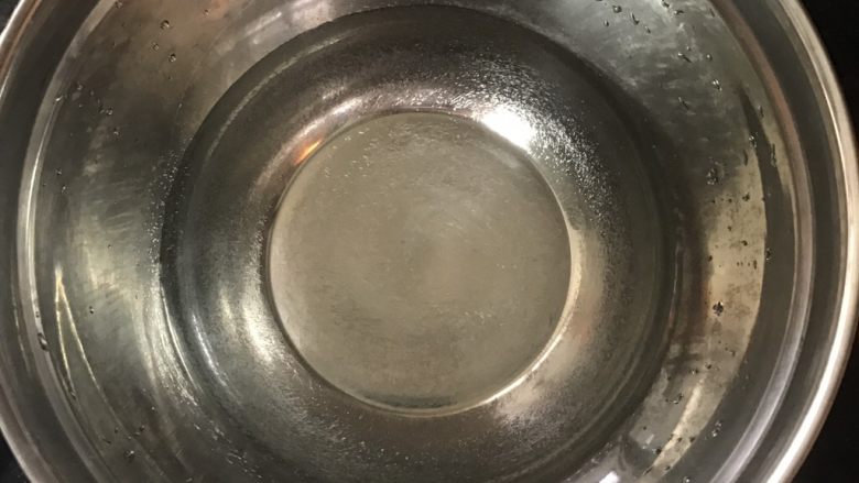 高颜值越南春卷,小半盆温水(水温不要太高)