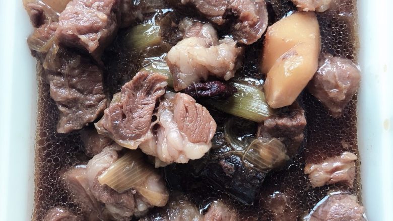 炖牛肉