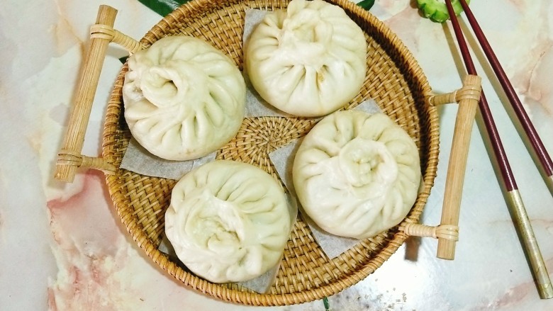 荠菜发面大包