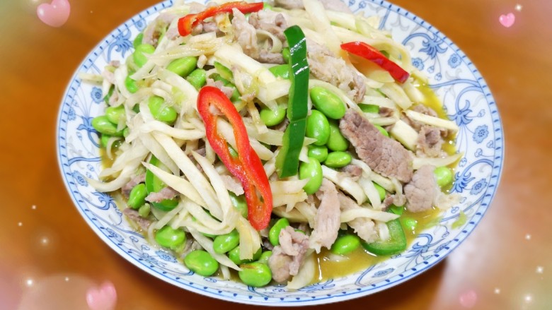 毛豆米茭白炒肉丝,茭白味道鲜美,99.9%的人都爱吃喲👄