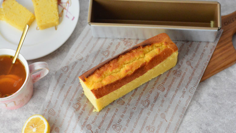 酸酸甜甜如云朵般口感的百香果磅蛋糕,酸酸甜甜如云朵般口感的百香果磅蛋糕