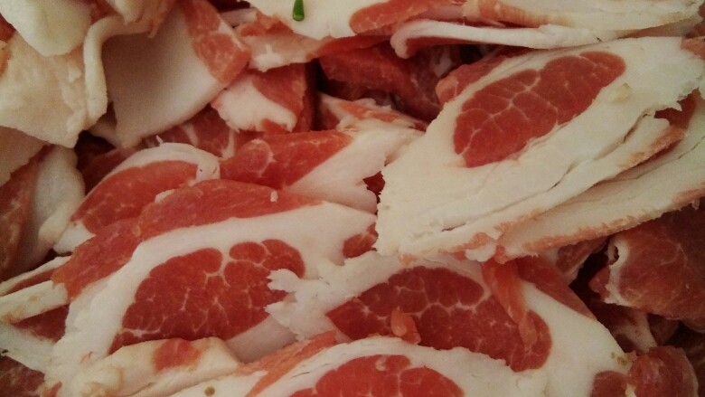 菜花炒肉,肉切片