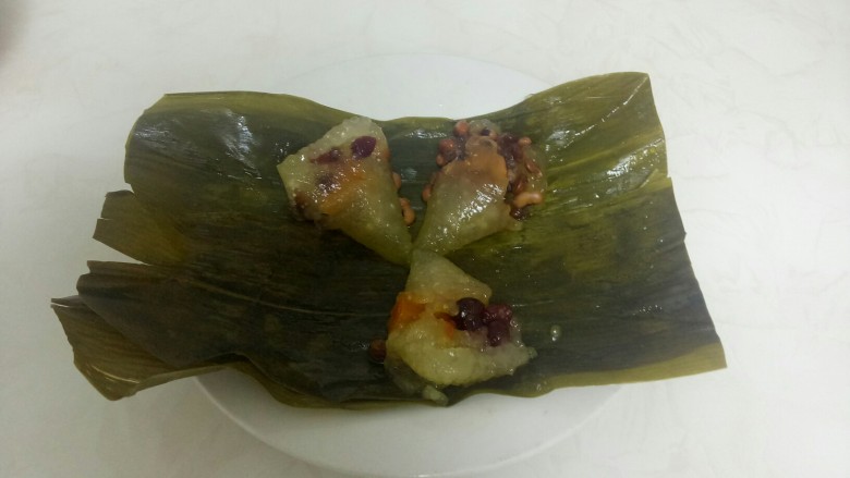 天然水晶多种口味的甜粽子