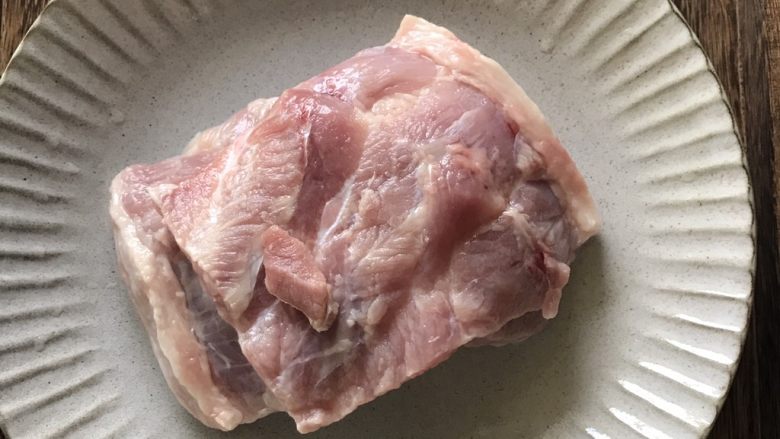 小酥肉,五花肉400克,去皮