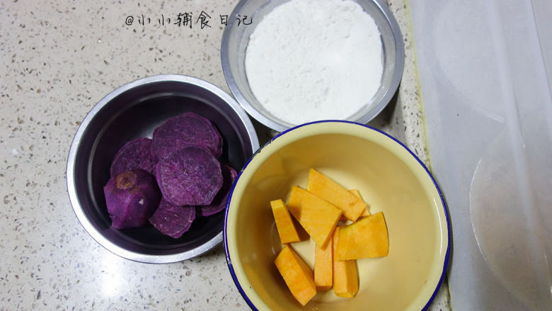 双色磨牙棒,准备材料
