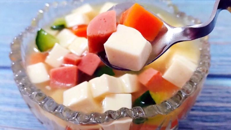 火腿豆腐羹,色香味俱全好有食欲