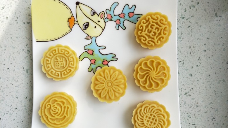 绿豆糕,脱模后摆盘，冷藏口感更好😄😄