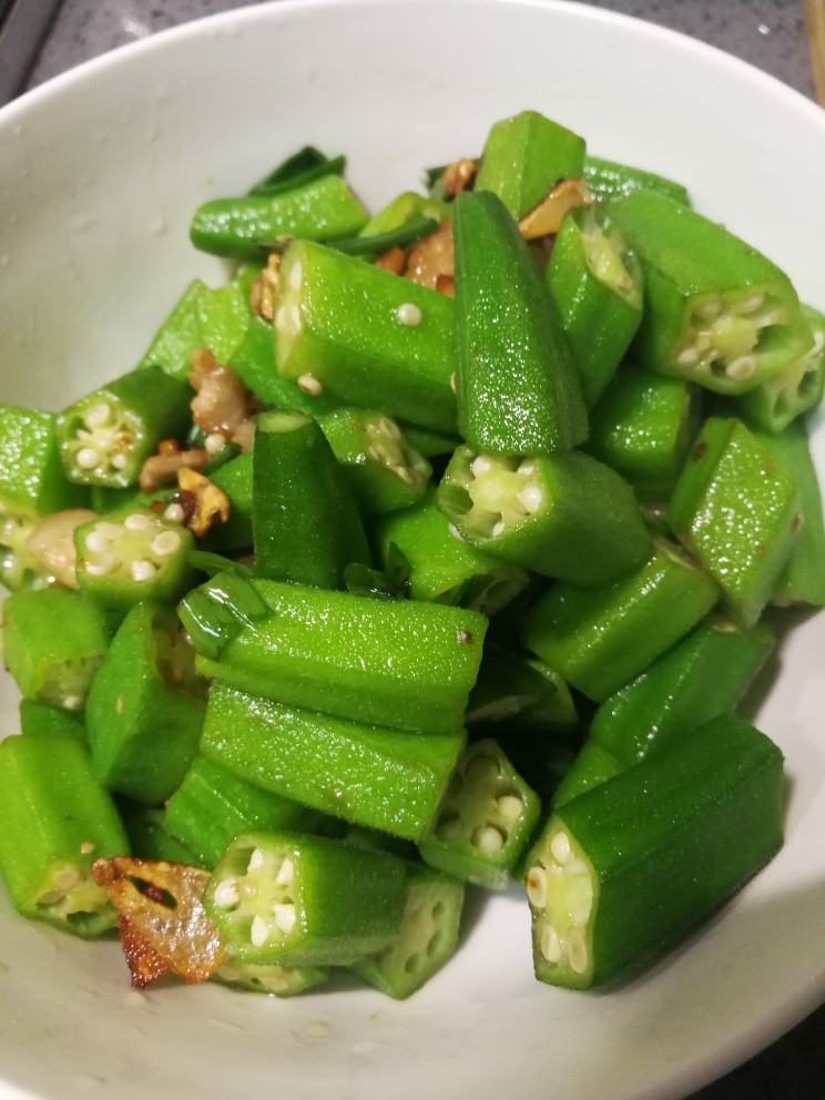 五花肉炒秋葵