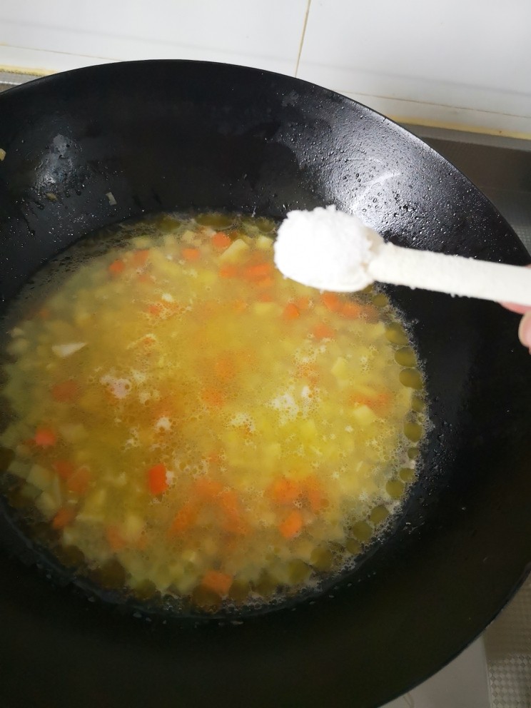 咖喱鸡肉饭,一勺<a style='color:red;display:inline-block;' href='/shicai/ 10588'>糖</a>