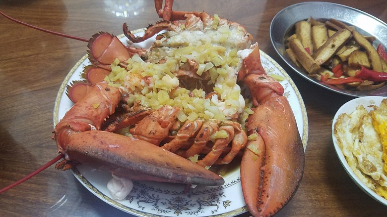 鲜味龙虾,开始品尝鲜甜嫩口波士顿龙虾