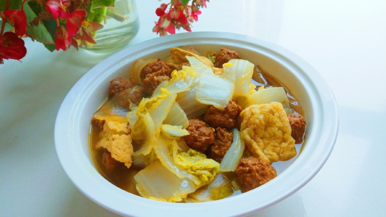 乡村地道的大锅会菜,大会菜出锅,成出两大盆。