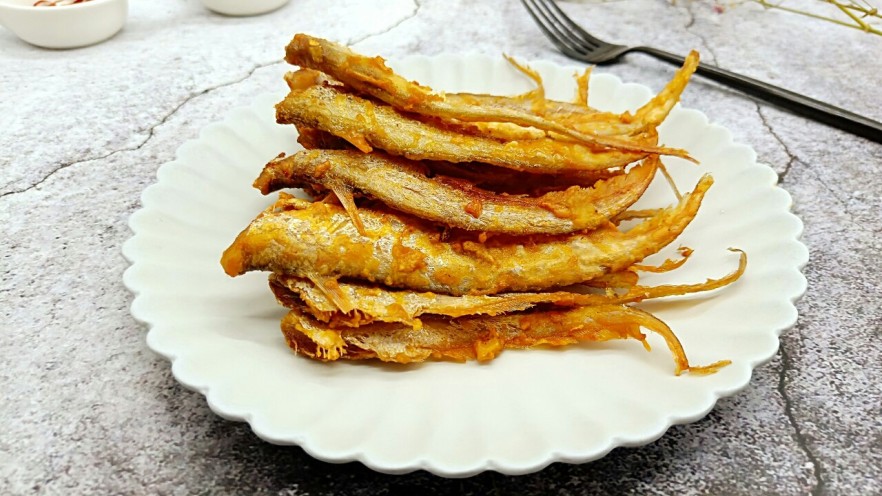 香酥凤尾鱼