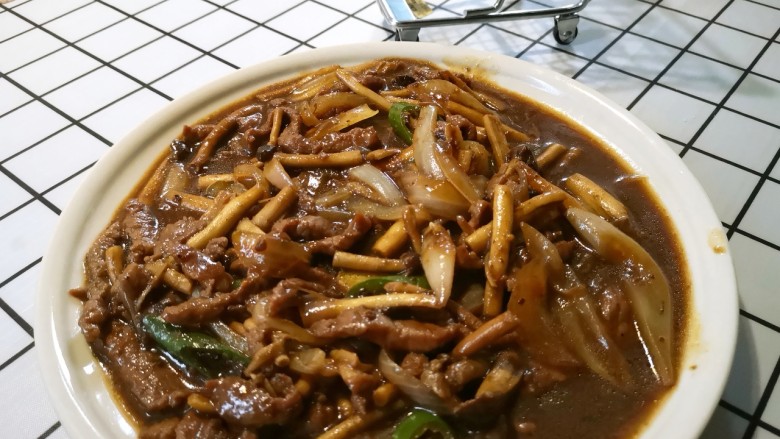 茶树菇炒牛柳,我只想说:太下饭了😍😍😍
