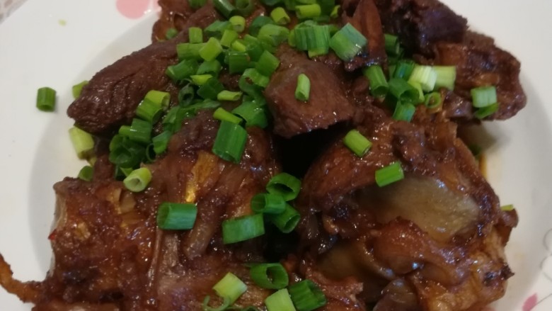 砂锅啤酒闷羊肉