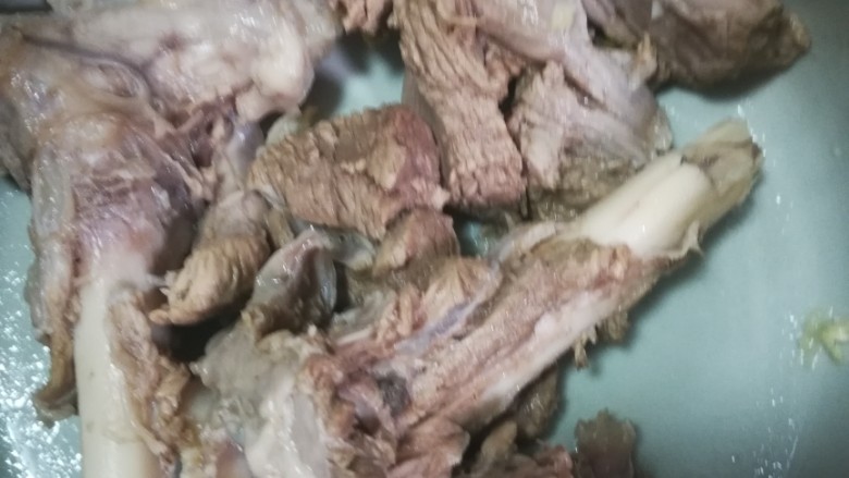 砂锅啤酒闷羊肉,清沌后