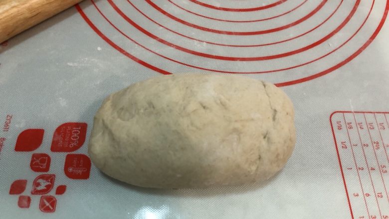 生日主题葡萄蔓越莓软欧,收好口