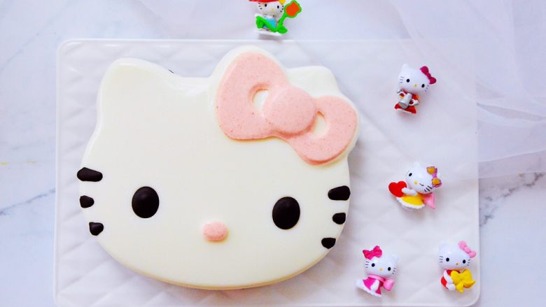 Hello kitty蜜豆牛奶冻,成品图