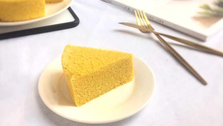 好吃不上火:蒸的玉米粉蛋糕,成品图。