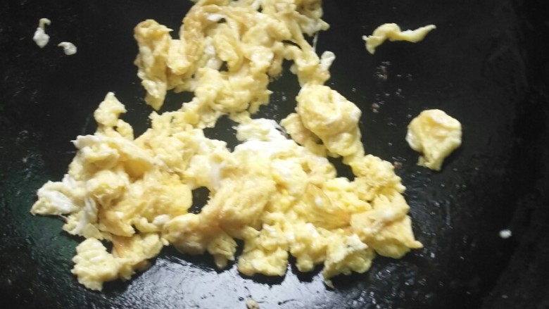 西红柿炒蛋意面,出锅,偷吃一块
