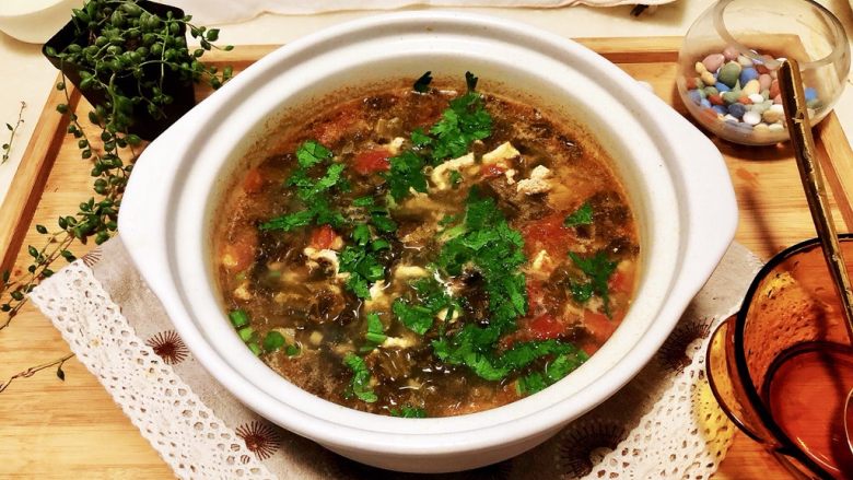 酸爽过瘾,赶走阴雨天坏情绪➕酸菜番茄肉丝汤,成品